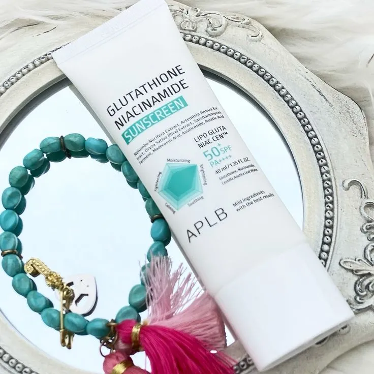 APLB - Glutathione Niacinamide Sunscreen Size: 40 ml